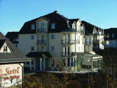 Hotel Zum Rehberg Kastellaun Exterior foto